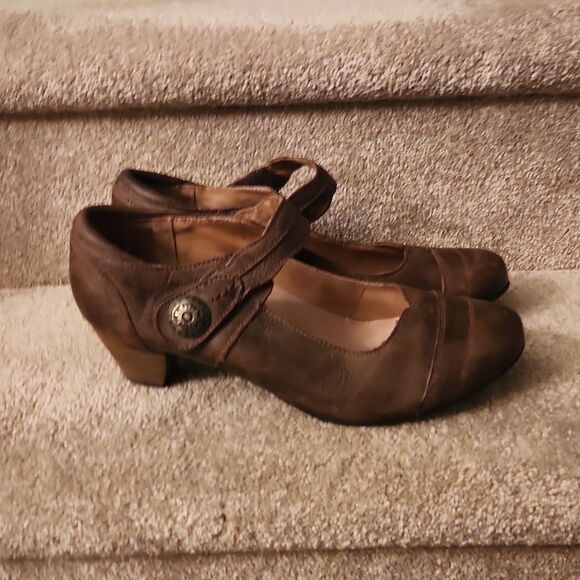 Taos "Angel" Mary Jane Leather Pumps Dark Brown Size 11 - Picture 1 of 11